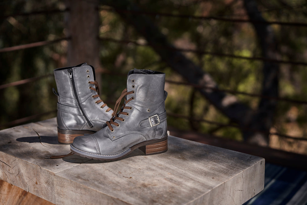 How to Style a Cute Outfit Wearing Combat Boots