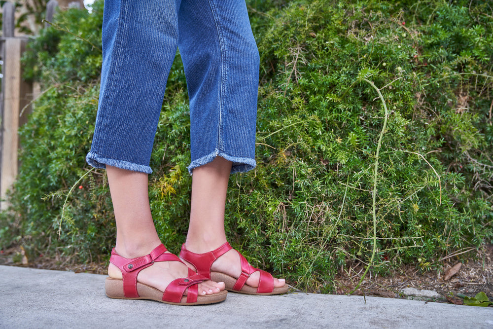 9 Quick Tricks to Make Your Sandals Comfortable Enough for Walking All Day