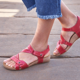 Best Commuter Shoes for Women to Wear in Every Season